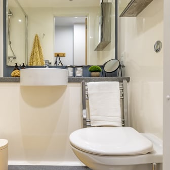 Platinum En Suite - Image 9
